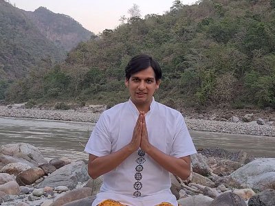 yoga teacher rishikesh