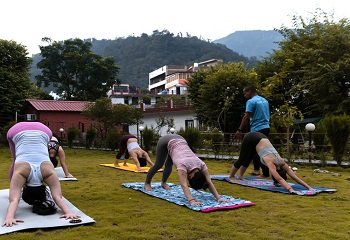 yoga retreats rishikesh